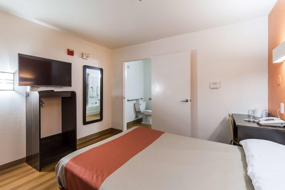 Motel 6-Kirkland, Wa - North Kirkland Zewnętrze zdjęcie