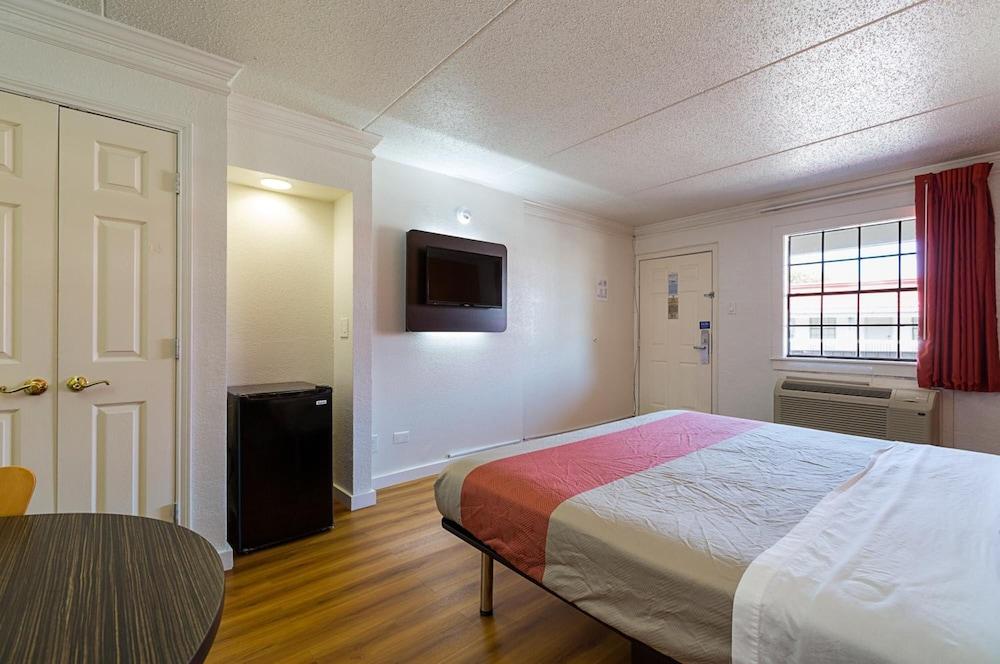 Motel 6-Kirkland, Wa - North Kirkland Zewnętrze zdjęcie