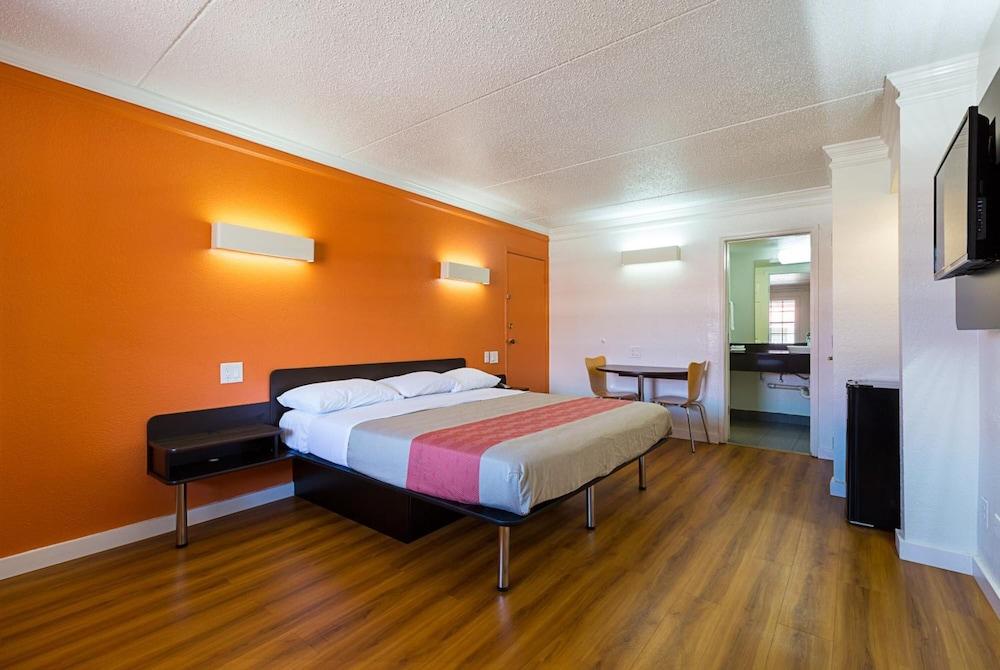 Motel 6-Kirkland, Wa - North Kirkland Zewnętrze zdjęcie