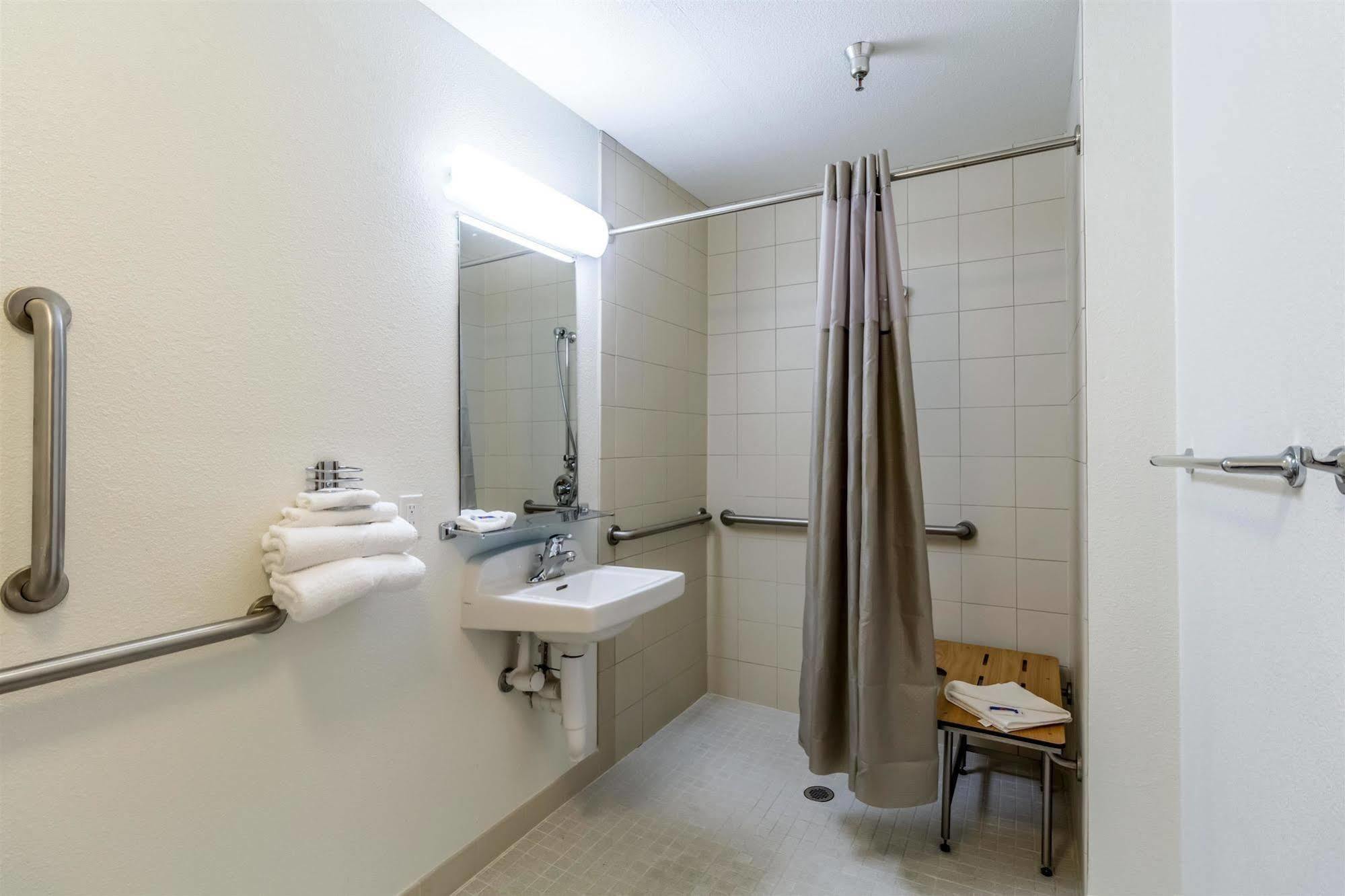 Motel 6-Kirkland, Wa - North Kirkland Zewnętrze zdjęcie