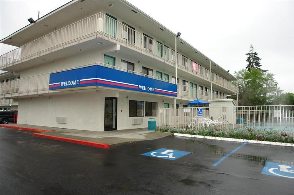 Motel 6-Kirkland, Wa - North Kirkland Zewnętrze zdjęcie